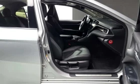Toyota Camry * 2.5 XLE Hybrid * КОЖА * ШИБИДАХ * 2 КЛЮЧА * | Auto.bg — изображение 10 Toyota Camry * 2.5 XLE Hybrid * КОЖА * ШИБИДАХ * 2 КЛЮЧА * | Auto.bg — изображение 10