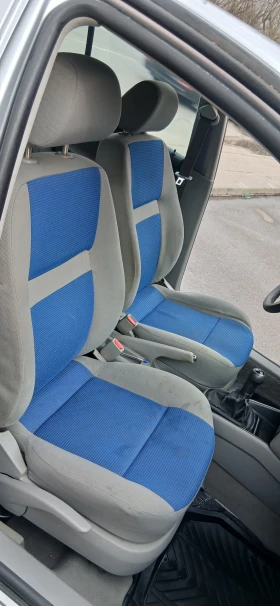 VW Golf 1.6 16v УНИКАЛНО ЗАПАЗЕН - 1749 € / 3420.75 лв. - 47036347 12 | Car24.bg VW Golf 1.6 16v УНИКАЛНО ЗАПАЗЕН - 1749 € / 3420.75 лв. - 47036347 12