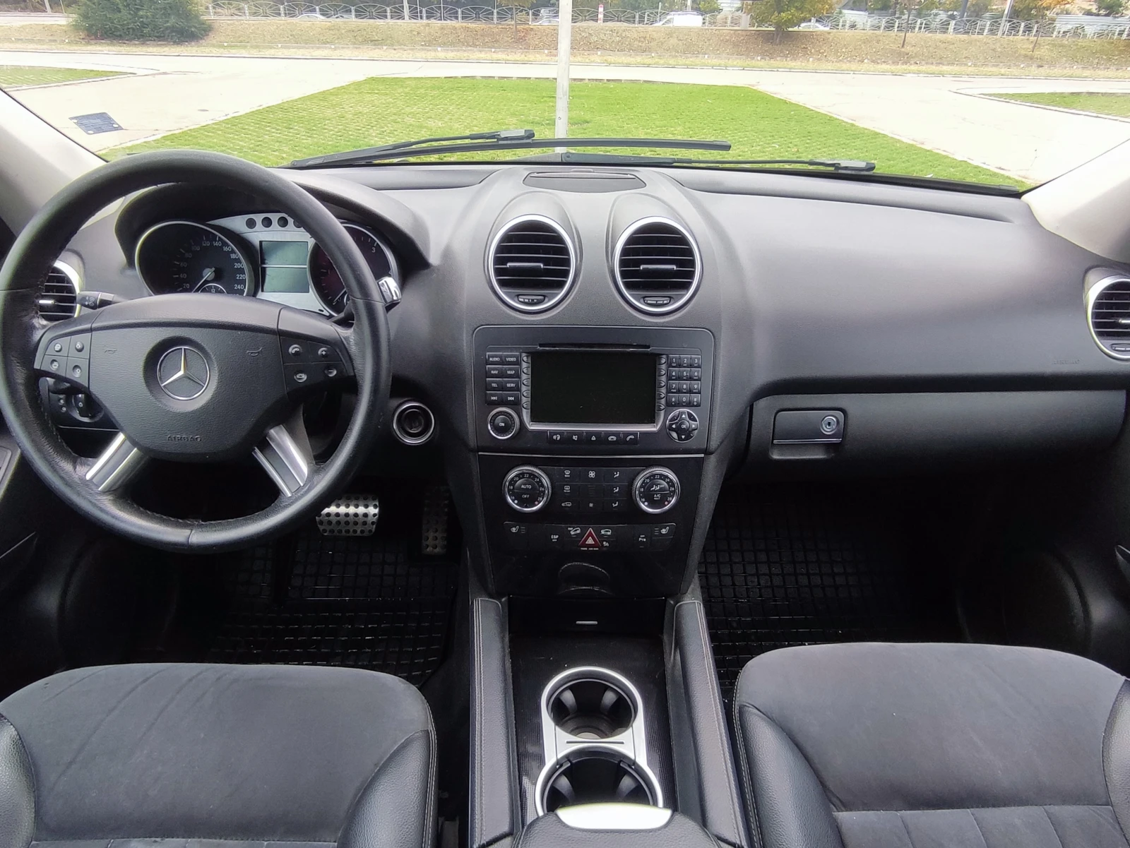 Mercedes-Benz ML 320 CDI-4MATIC-SPORT-АВТОМАТИК-НАВИГАЦИЯ-ПРУЖИНИ - изображение 9 | Auto.bg Mercedes-Benz ML 320 CDI-4MATIC-SPORT-АВТОМАТИК-НАВИГАЦИЯ-ПРУЖИНИ - изображение 9