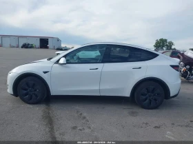 Tesla Model Y LONG RANGE | DUAL MOTOR | ALL-WHEEL DRIVE | Auto.bg — изображение 13 Tesla Model Y LONG RANGE | DUAL MOTOR | ALL-WHEEL DRIVE | Auto.bg — изображение 13