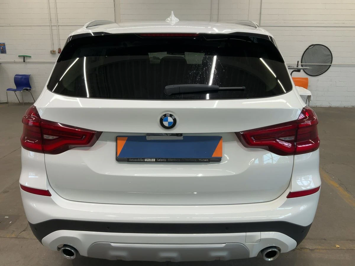 BMW X3 BMW X3 xDrive 20d xLine* АВТОФИНАНСИРАНЕ*  - изображение 8 | Auto.bg BMW X3 BMW X3 xDrive 20d xLine* АВТОФИНАНСИРАНЕ*  - изображение 8