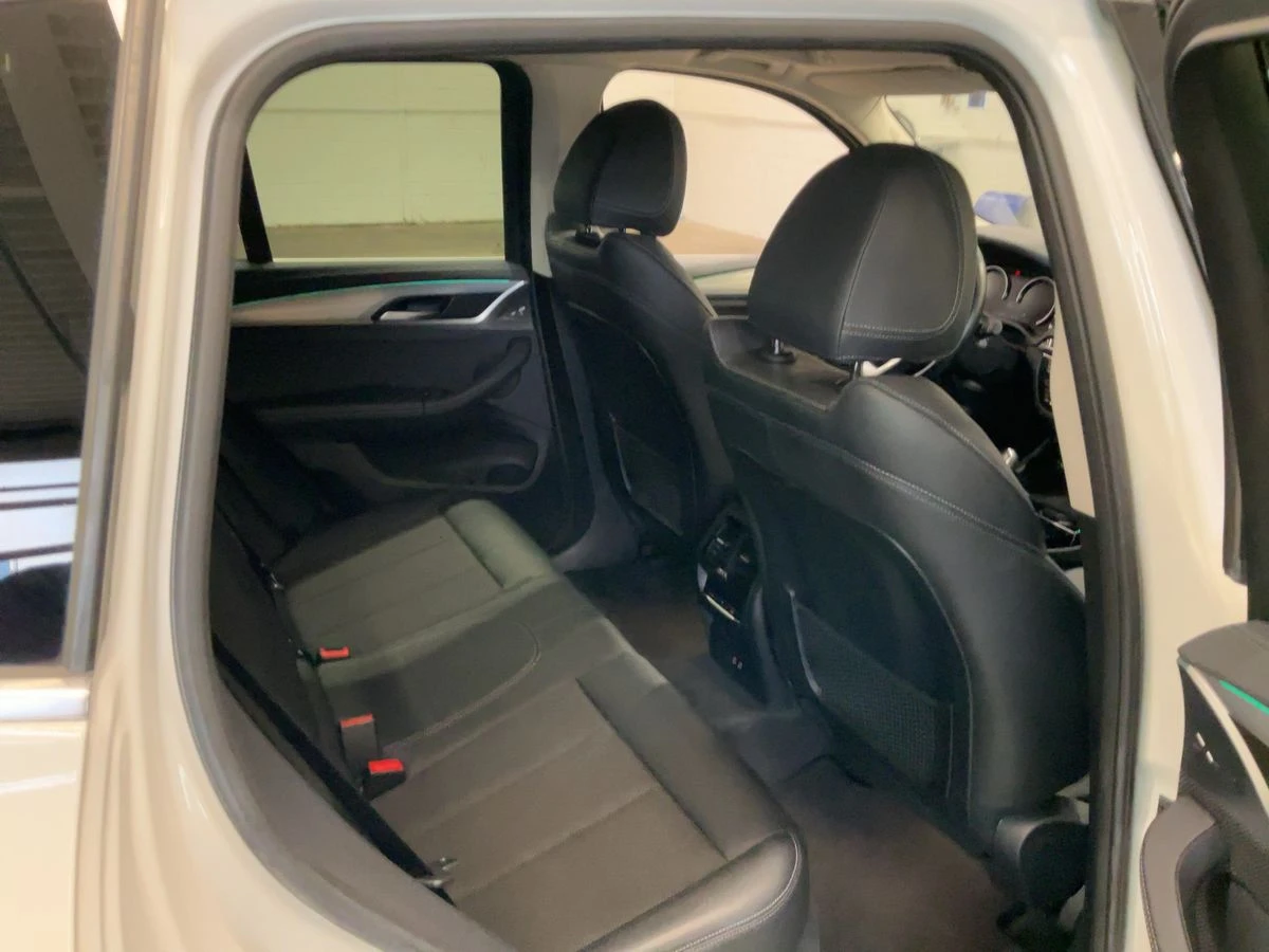 BMW X3 BMW X3 xDrive 20d xLine* АВТОФИНАНСИРАНЕ*  - изображение 10 | Auto.bg BMW X3 BMW X3 xDrive 20d xLine* АВТОФИНАНСИРАНЕ*  - изображение 10