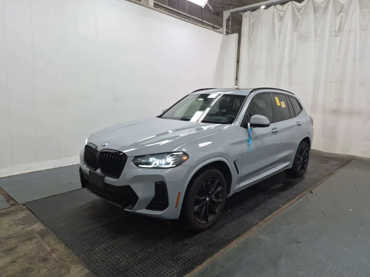 BMW X3 Sports Activity Vehicle Xdrive30i CARFAX | Auto.bg — изображение 1 BMW X3 Sports Activity Vehicle Xdrive30i CARFAX | Auto.bg — изображение 1