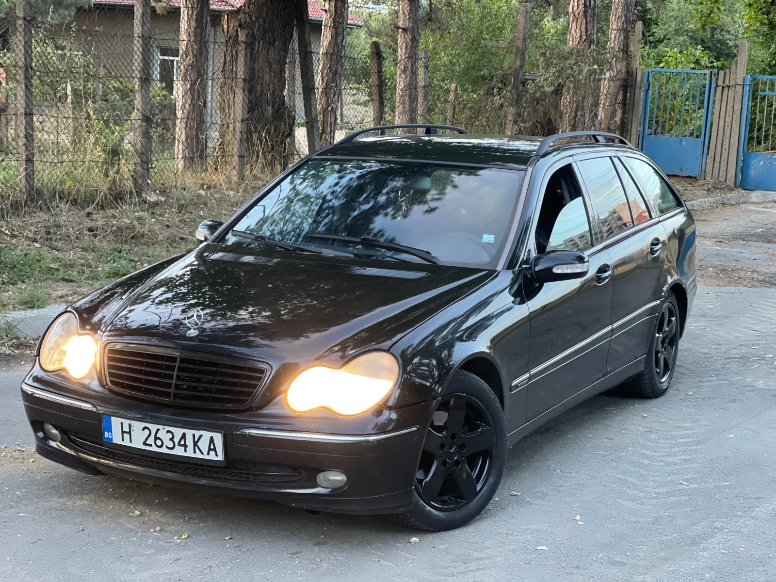 Mercedes-Benz 220 143 | Auto.bg — изображение 1 Mercedes-Benz 220 143 | Auto.bg — изображение 1