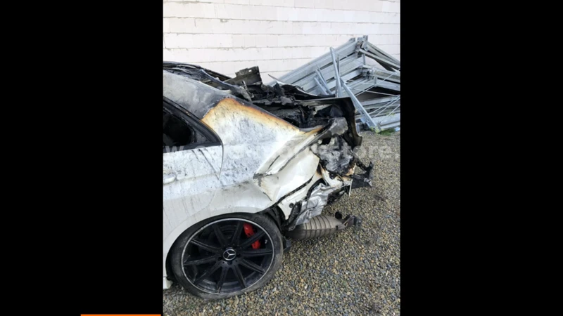 Mercedes-Benz E 63 AMG S 4matik - 11 лв. / 5.62 € - 38548122 1 | Car24.bg Mercedes-Benz E 63 AMG S 4matik - 11 лв. / 5.62 € - 38548122 1