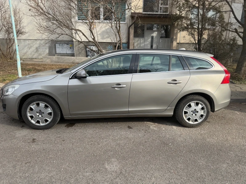 Volvo V60 - 4200 € / 8214.49 лв. - 95841345 1 | Car24.bg Volvo V60 - 4200 € / 8214.49 лв. - 95841345 1