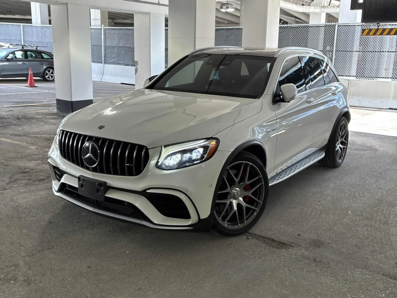 Mercedes-Benz GLC 63 AMG S * PREMIUM PCK * ПАНОРАМА * 2 КЛЮЧА | Auto.bg — изображение 1 Mercedes-Benz GLC 63 AMG S * PREMIUM PCK * ПАНОРАМА * 2 КЛЮЧА | Auto.bg — изображение 1