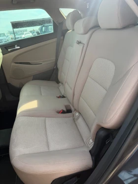 Hyundai Tucson 2.0CRDI 4WD AVTOMAT/PANORAMA/NAVI/KAMERA EURO 6 | Auto.bg — изображение 10 Hyundai Tucson 2.0CRDI 4WD AVTOMAT/PANORAMA/NAVI/KAMERA EURO 6 | Auto.bg — изображение 10