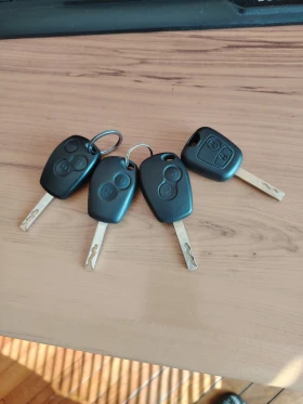 Renault Clio - 2699 € - 18665240 11 | Car24.bg Renault Clio - 2699 € - 18665240 11