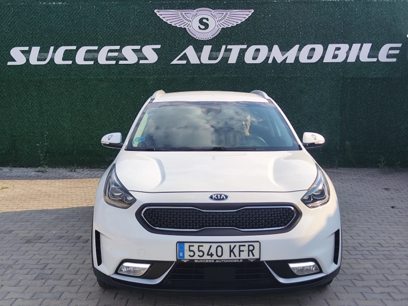 Kia Niro HYBRID* CAMERA* JBL* LEDD* LIZING - 11999 € - 28632837 1 | Car24.bg Kia Niro HYBRID* CAMERA* JBL* LEDD* LIZING - 11999 € - 28632837 1