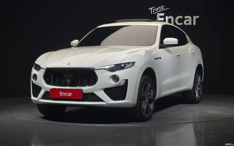Maserati Levante GTS| B&W| ПАНО| ALCANTARA| ОБДУХ - 41500 € / 81166.94 лв. - 75330226 1 | Car24.bg Maserati Levante GTS| B&W| ПАНО| ALCANTARA| ОБДУХ - 41500 € / 81166.94 лв. - 75330226 1