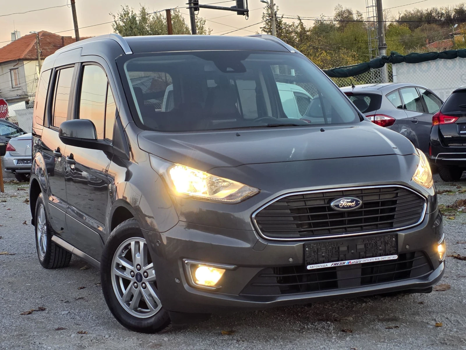 Ford Tourneo Connect 1.5 TDCI 120 К.С. НАВИ / ПАНОРАМА / КАМЕРА - изображение 2 | Auto.bg Ford Tourneo Connect 1.5 TDCI 120 К.С. НАВИ / ПАНОРАМА / КАМЕРА - изображение 2