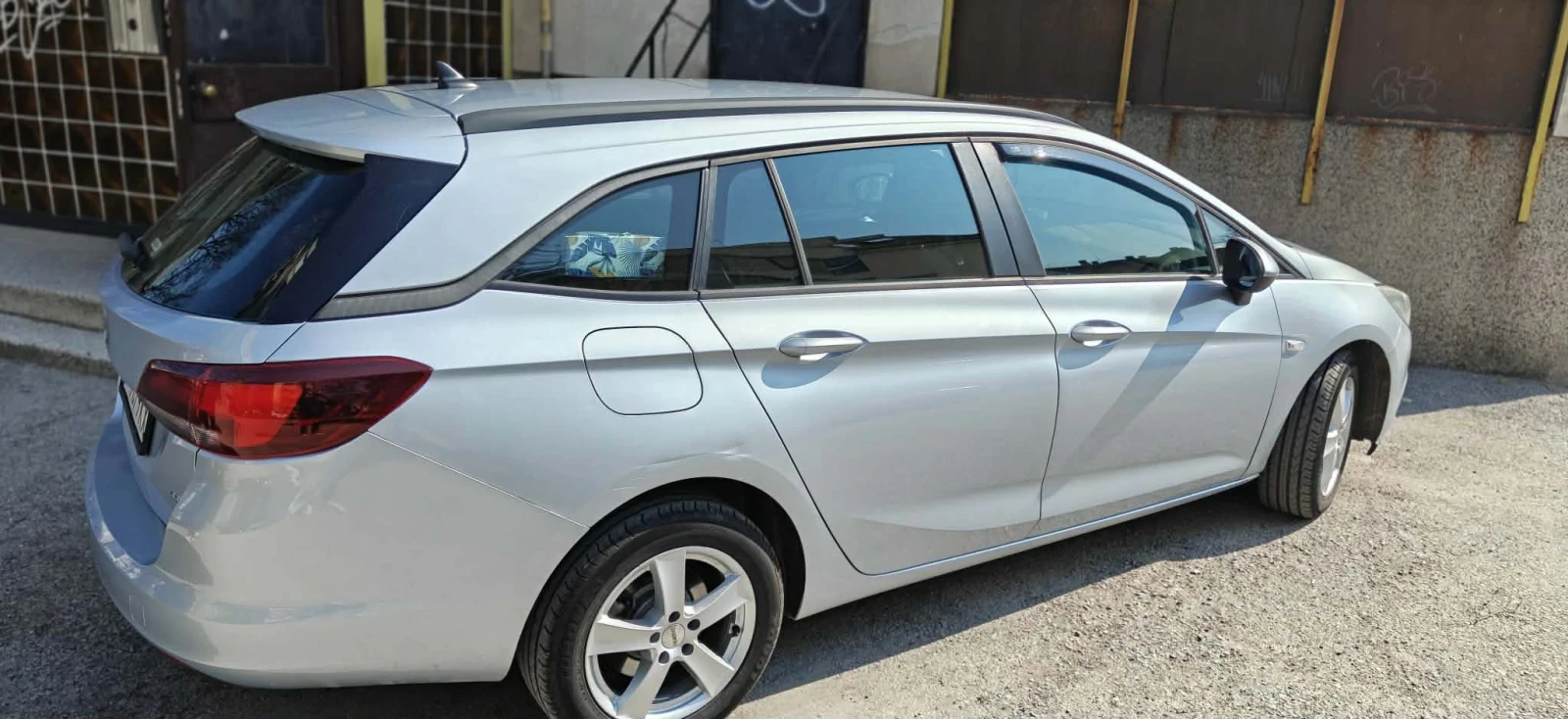 Opel Astra undefined | Auto.bg — изображение 1 Opel Astra undefined | Auto.bg — изображение 1