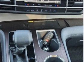 Toyota Sienna 2, 5 hibrid - 82000 лв. / 41925.93 € - 40348749 8 | Car24.bg Toyota Sienna 2, 5 hibrid - 82000 лв. / 41925.93 € - 40348749 8