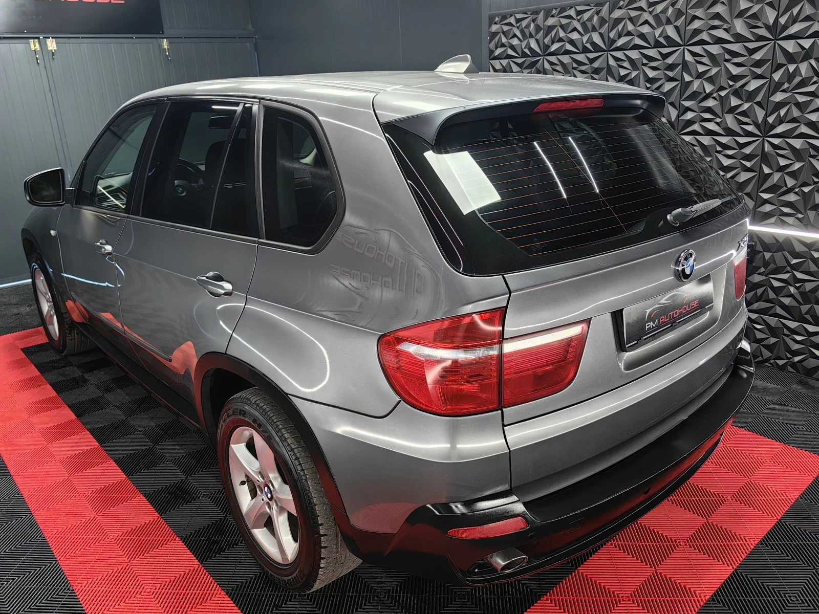 BMW X5 3.0i* НАВИ* КОЖА* ПАНОРАМА* ТЕМПОМАТ - изображение 3 | Auto.bg BMW X5 3.0i* НАВИ* КОЖА* ПАНОРАМА* ТЕМПОМАТ - изображение 3