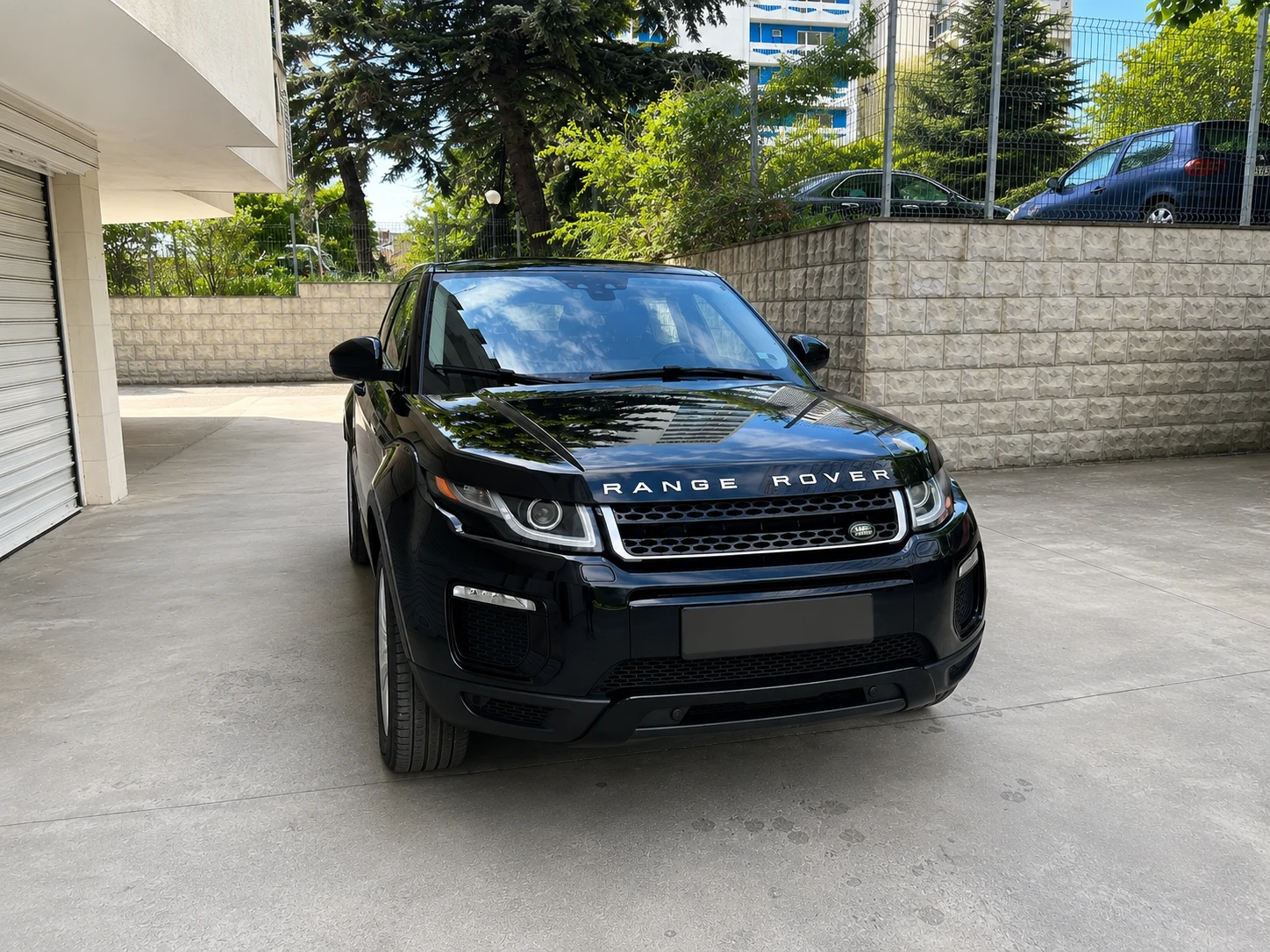 Land Rover Range Rover Evoque undefined | Auto.bg — изображение 1 Land Rover Range Rover Evoque undefined | Auto.bg — изображение 1