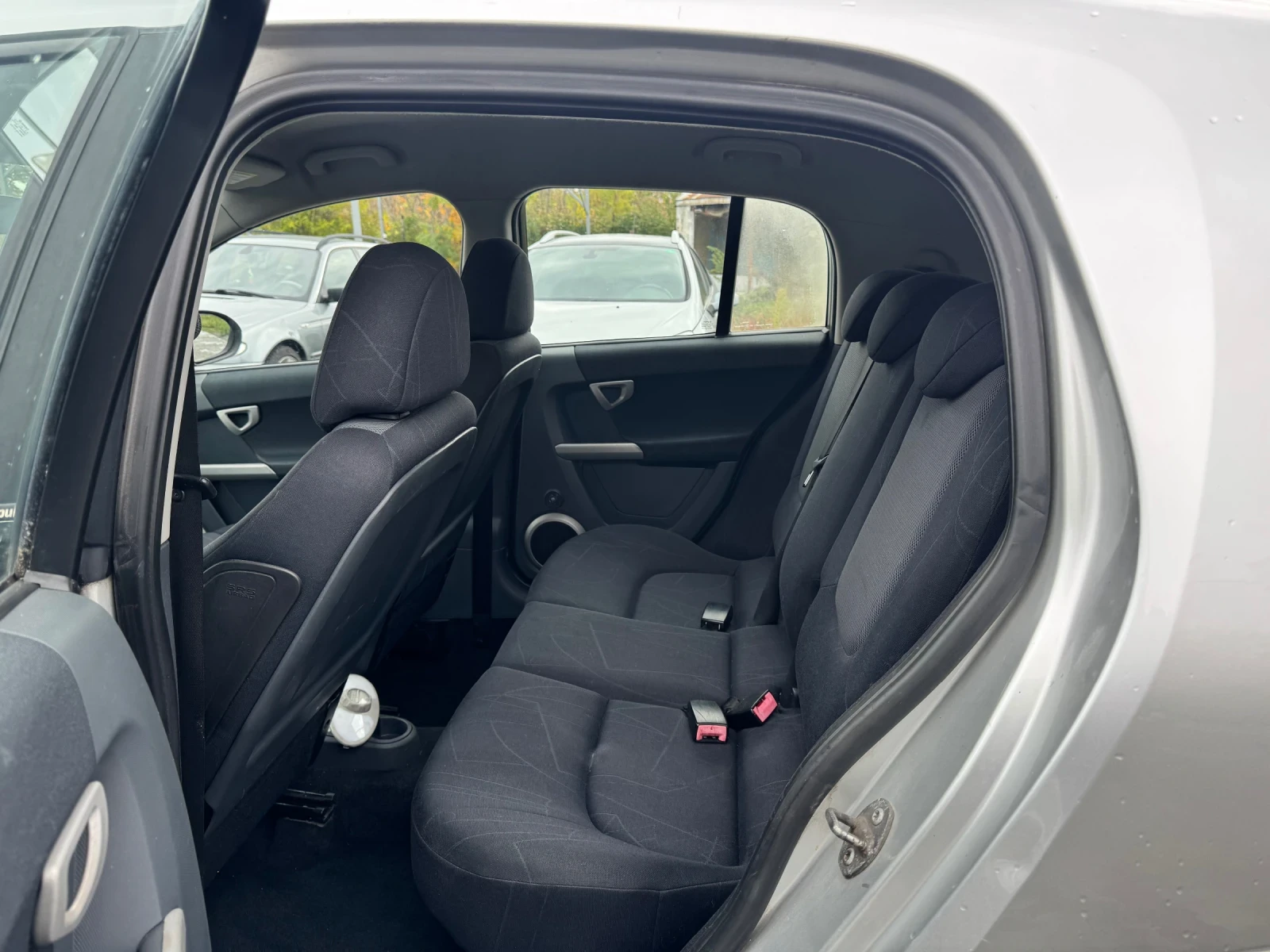 Smart Forfour 1.1 ТОП СЪСТОЯНИЕ - изображение 8 | Auto.bg Smart Forfour 1.1 ТОП СЪСТОЯНИЕ - изображение 8