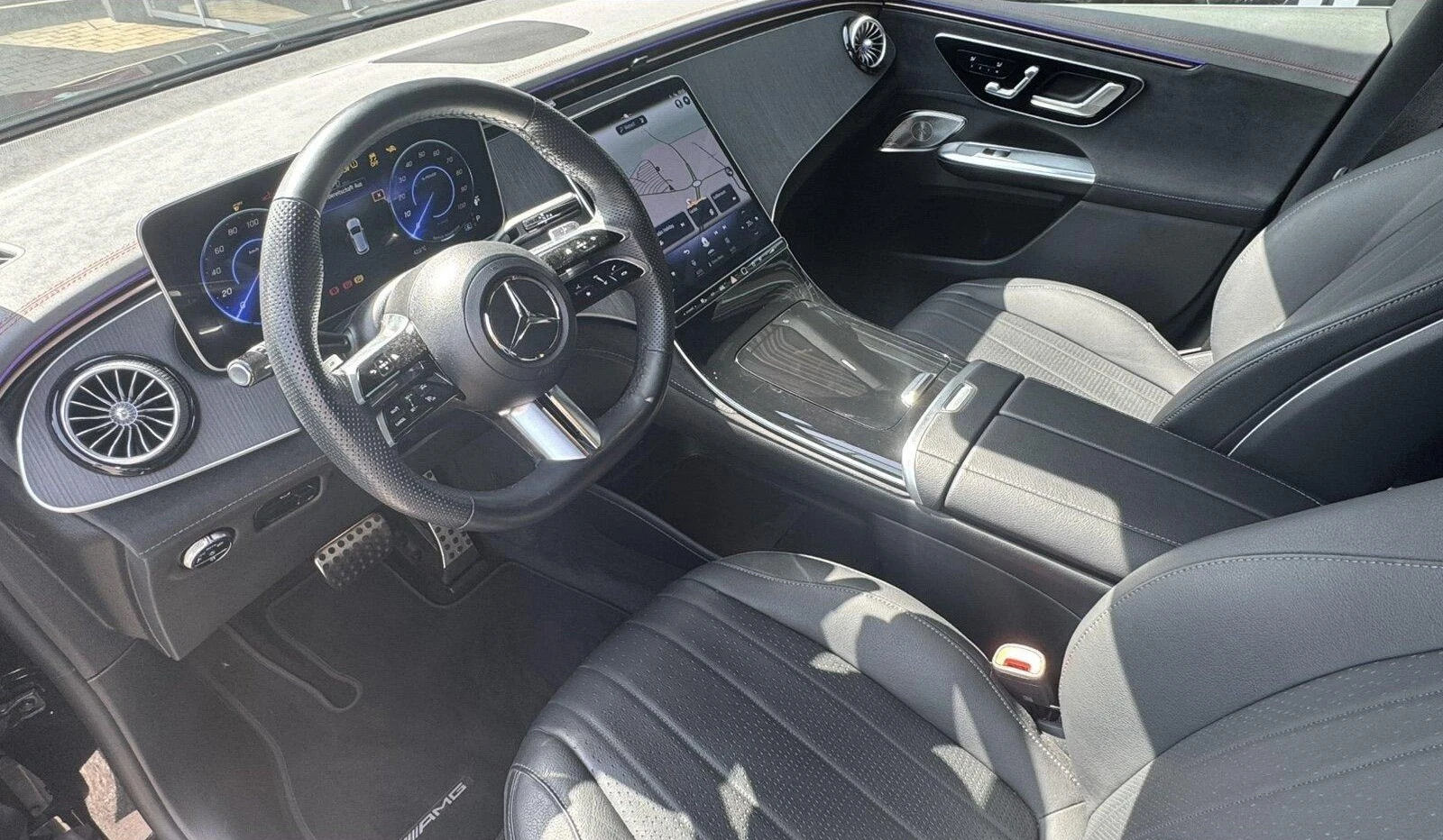 Mercedes-Benz EQE 500 SUV/AMG/4-MATIC/BURMESTER/PANO/360/KEYLESS/ - изображение 9 | Auto.bg Mercedes-Benz EQE 500 SUV/AMG/4-MATIC/BURMESTER/PANO/360/KEYLESS/ - изображение 9