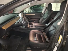 Tesla Model 3 Long Range Dual Motor Pano LED Navi Leather | Auto.bg — изображение 5 Tesla Model 3 Long Range Dual Motor Pano LED Navi Leather | Auto.bg — изображение 5