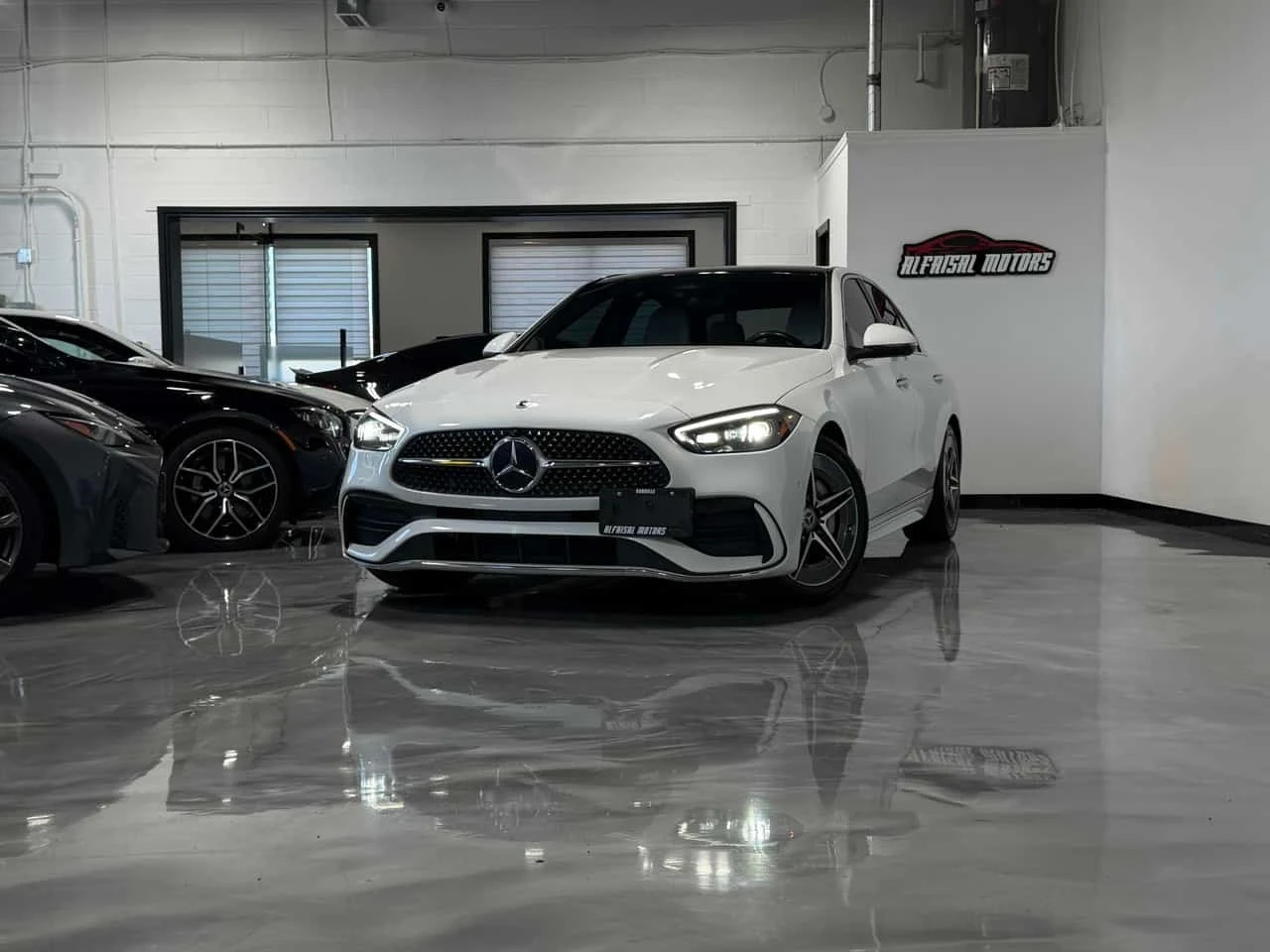 Mercedes-Benz C 300 CARFAX | Auto.bg — изображение 1 Mercedes-Benz C 300 CARFAX | Auto.bg — изображение 1