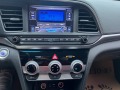 Hyundai Elantra 1.6i газ,подгряване,Keyless go,Гаранция - [13] 