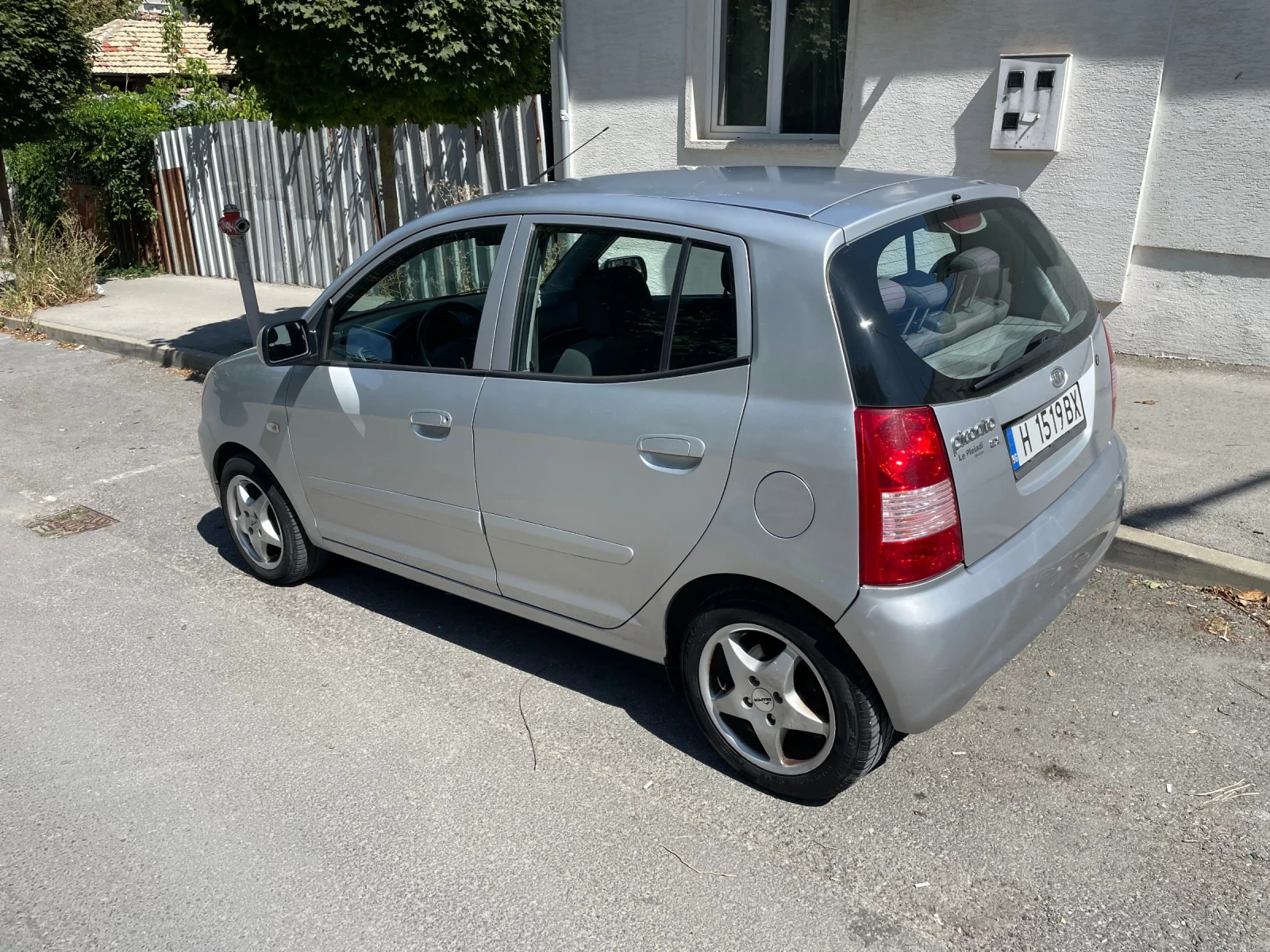 Kia Picanto undefined | Auto.bg — изображение 1 Kia Picanto undefined | Auto.bg — изображение 1