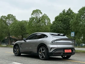 Xiaomi YU7 Ultra Long Range High Performance AWD Max Edition | Auto.bg — изображение 2 Xiaomi YU7 Ultra Long Range High Performance AWD Max Edition | Auto.bg — изображение 2