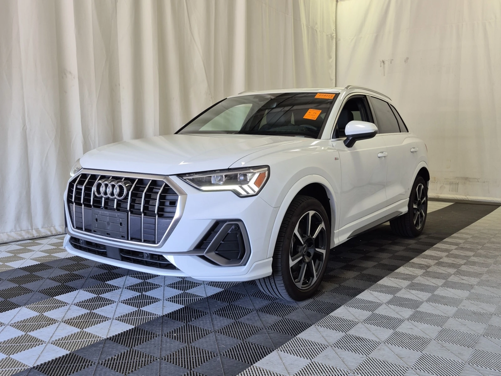 Audi Q3 Progressiv * CARFAX * АВТО КРЕДИТ * | Auto.bg — изображение 1 Audi Q3 Progressiv * CARFAX * АВТО КРЕДИТ * | Auto.bg — изображение 1