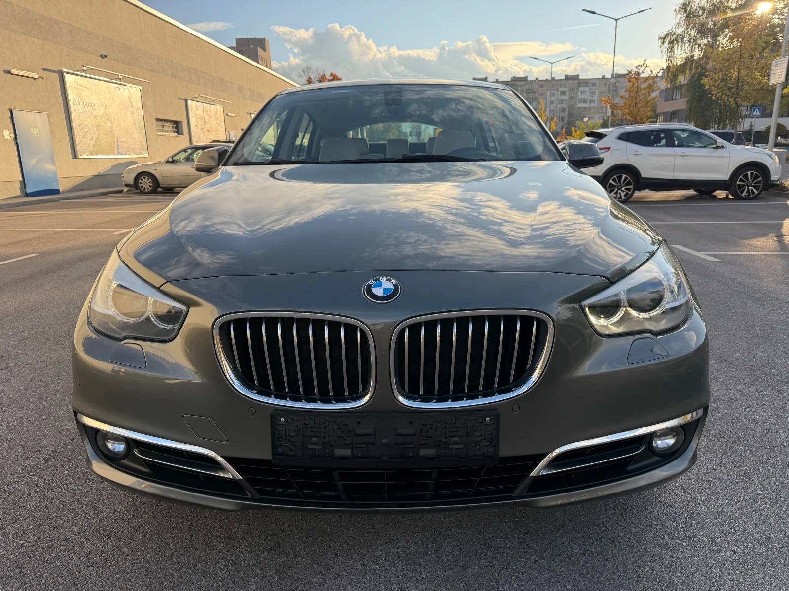 BMW 5 Gran Turismo 520D* Luxury* 179000*  - изображение 2 | Auto.bg BMW 5 Gran Turismo 520D* Luxury* 179000*  - изображение 2