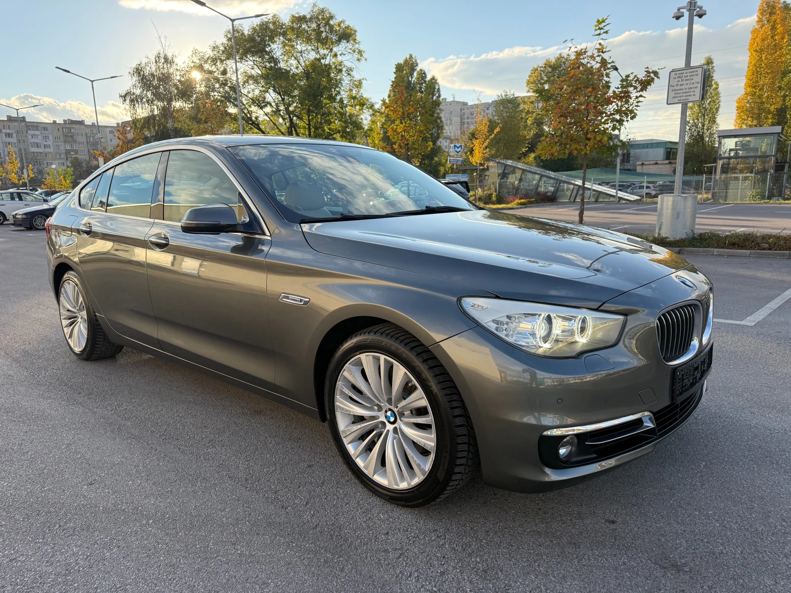 BMW 5 Gran Turismo 520D* Luxury* 179000*  - изображение 3 | Auto.bg BMW 5 Gran Turismo 520D* Luxury* 179000*  - изображение 3
