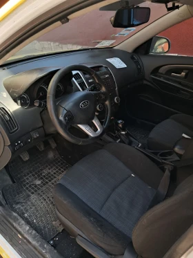 Kia Ceed undefined | Auto.bg — изображение 2 Kia Ceed undefined | Auto.bg — изображение 2