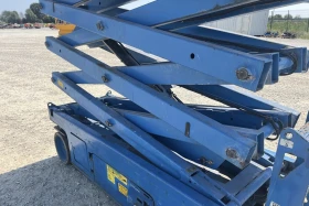 Обява за продажба на Автовишка Ножична вишка GENIE GS2632