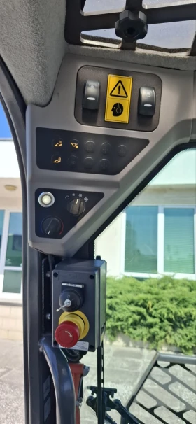 Мини челни товарачи Volvo MC 70C / КЛИМАТИК * ADR" | Auto.bg — изображение 17 Мини челни товарачи Volvo MC 70C / КЛИМАТИК * ADR" | Auto.bg — изображение 17