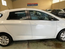 Renault Zoe electric drive 43 kW Life* ВНОС САМО СРЕЩУ 30% - 7077 € - 11054107 7 | Car24.bg Renault Zoe electric drive 43 kW Life* ВНОС САМО СРЕЩУ 30% - 7077 € - 11054107 7