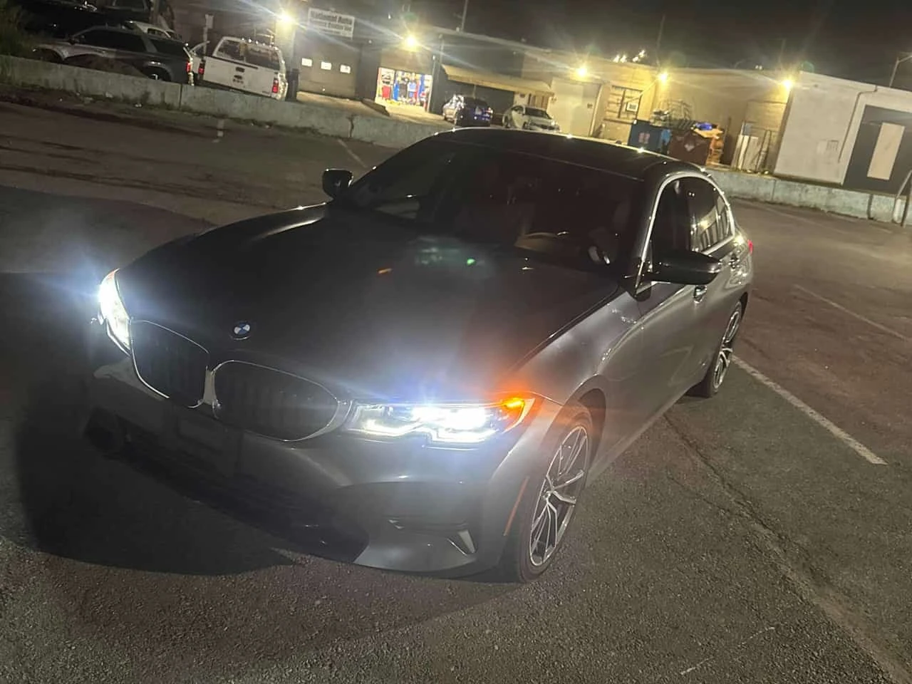 BMW 330 * 330i xDrive * АВТОКРЕДИТ БЕЗ ПЪРВОНАЧАЛНА ВНОСКА | Auto.bg — изображение 1 BMW 330 * 330i xDrive * АВТОКРЕДИТ БЕЗ ПЪРВОНАЧАЛНА ВНОСКА | Auto.bg — изображение 1