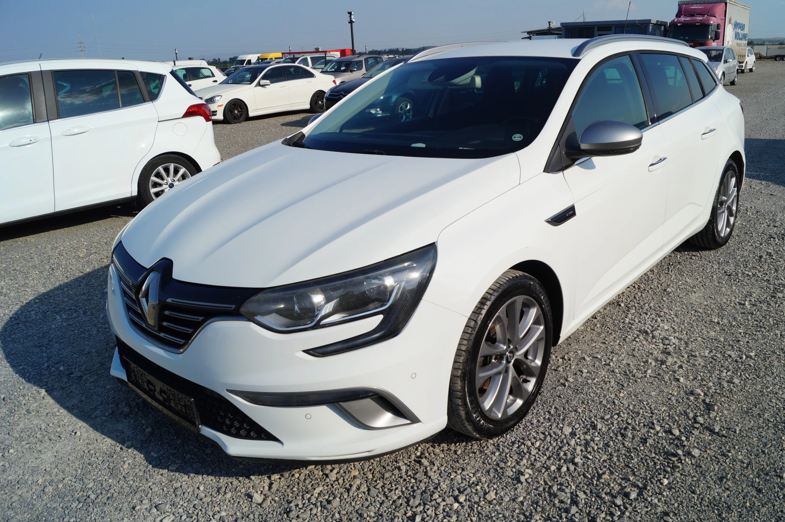 Renault Megane GT-line | Auto.bg — изображение 1 Renault Megane GT-line | Auto.bg — изображение 1