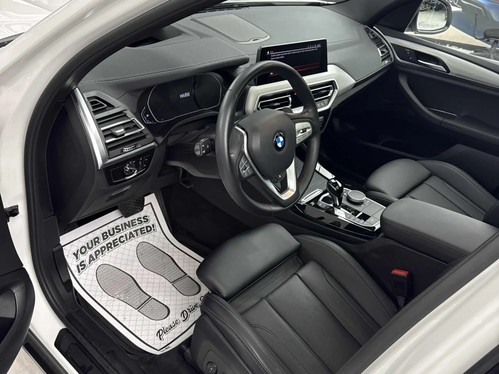 BMW X3 xDrive30i CARFAX АВТО КРЕДИТ  - изображение 6 | Auto.bg BMW X3 xDrive30i CARFAX АВТО КРЕДИТ  - изображение 6