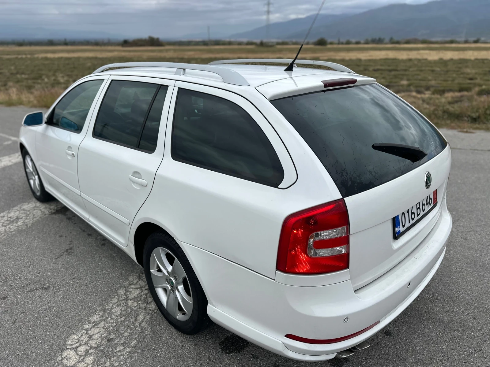 Skoda Octavia 2.0 VRS - изображение 6 | Auto.bg Skoda Octavia 2.0 VRS - изображение 6