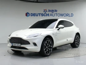 Aston Martin DBX