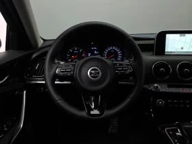 Kia Stinger 2.2 Diesel Awd Platinum | Auto.bg — изображение 13 Kia Stinger 2.2 Diesel Awd Platinum | Auto.bg — изображение 13