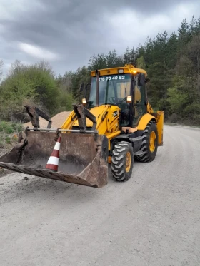 Багер JCB 3CX