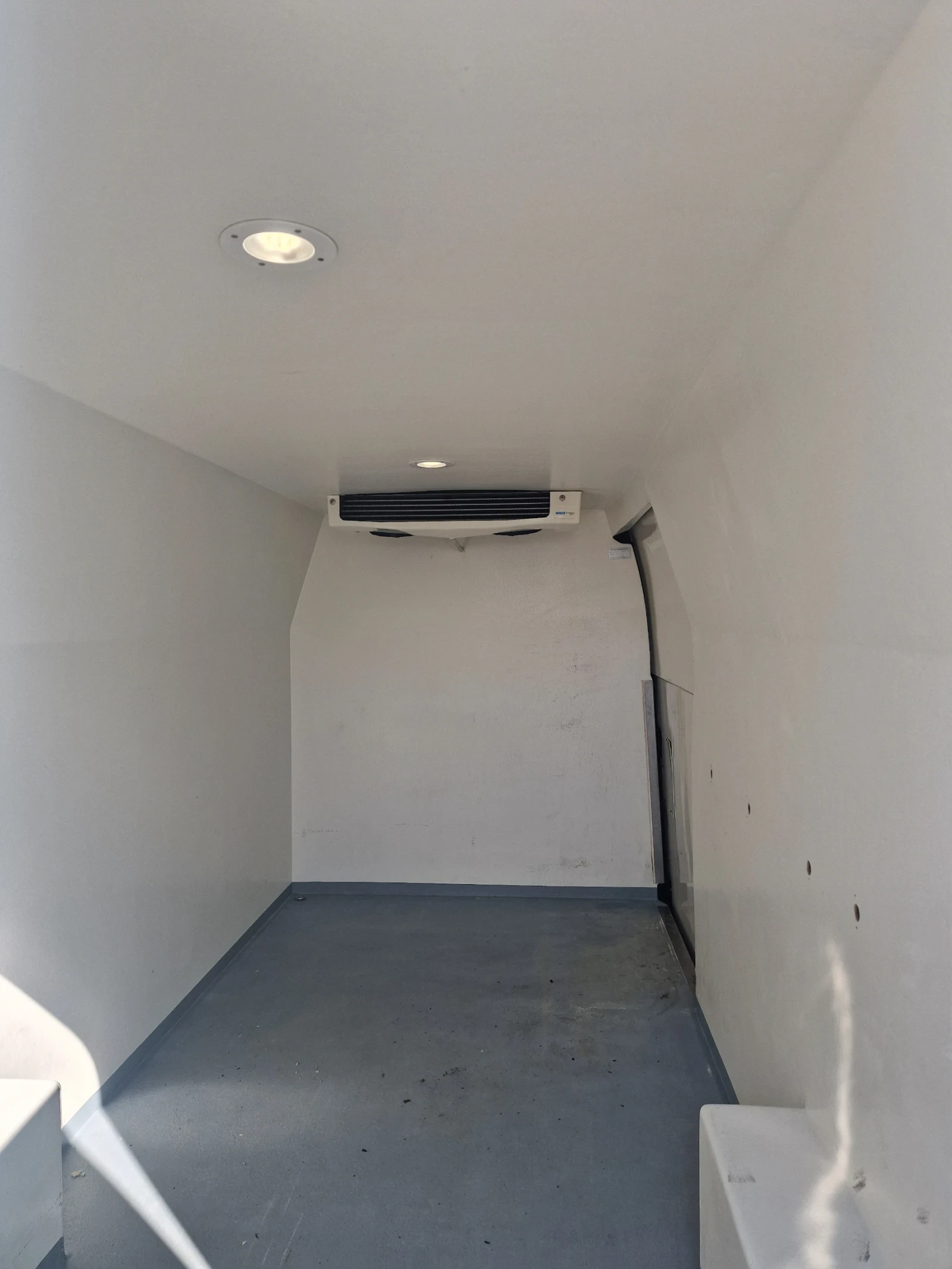 Renault Master 2.3 145k Хладилен ход Холандия 2бр ключове  - изображение 6 | Auto.bg Renault Master 2.3 145k Хладилен ход Холандия 2бр ключове  - изображение 6
