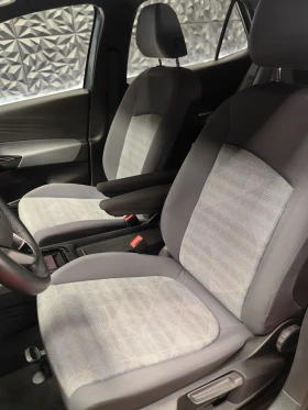 VW ID.3 PURE* 110kw* 4500KM* AMBIENT* LED* ПОДГРЕВ* DIGITA - 16500 € / 32271.19 лв. - 41272333 10 | Car24.bg VW ID.3 PURE* 110kw* 4500KM* AMBIENT* LED* ПОДГРЕВ* DIGITA - 16500 € / 32271.19 лв. - 41272333 10