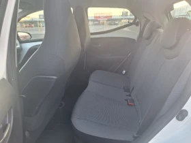 Toyota Aygo 1.0-VVT-I X-CONNECT LED ГАРАНЦИЯ | Auto.bg — изображение 8 Toyota Aygo 1.0-VVT-I X-CONNECT LED ГАРАНЦИЯ | Auto.bg — изображение 8