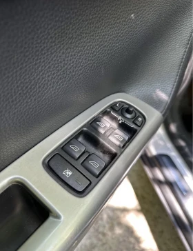 Volvo V50 2.4 D5 Автомат - 1999 € - 35012698 8 | Car24.bg Volvo V50 2.4 D5 Автомат - 1999 € - 35012698 8