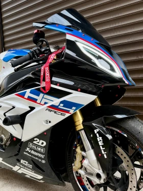 BMW S