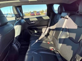Jeep Cherokee undefined | Auto.bg — изображение 15 Jeep Cherokee undefined | Auto.bg — изображение 15