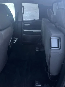 Toyota Tundra SR5* DoubleCab* V8* Камера* Подгрев* - 55500 лв. / 28376.70 € - 87661435 10 | Car24.bg Toyota Tundra SR5* DoubleCab* V8* Камера* Подгрев* - 55500 лв. / 28376.70 € - 87661435 10