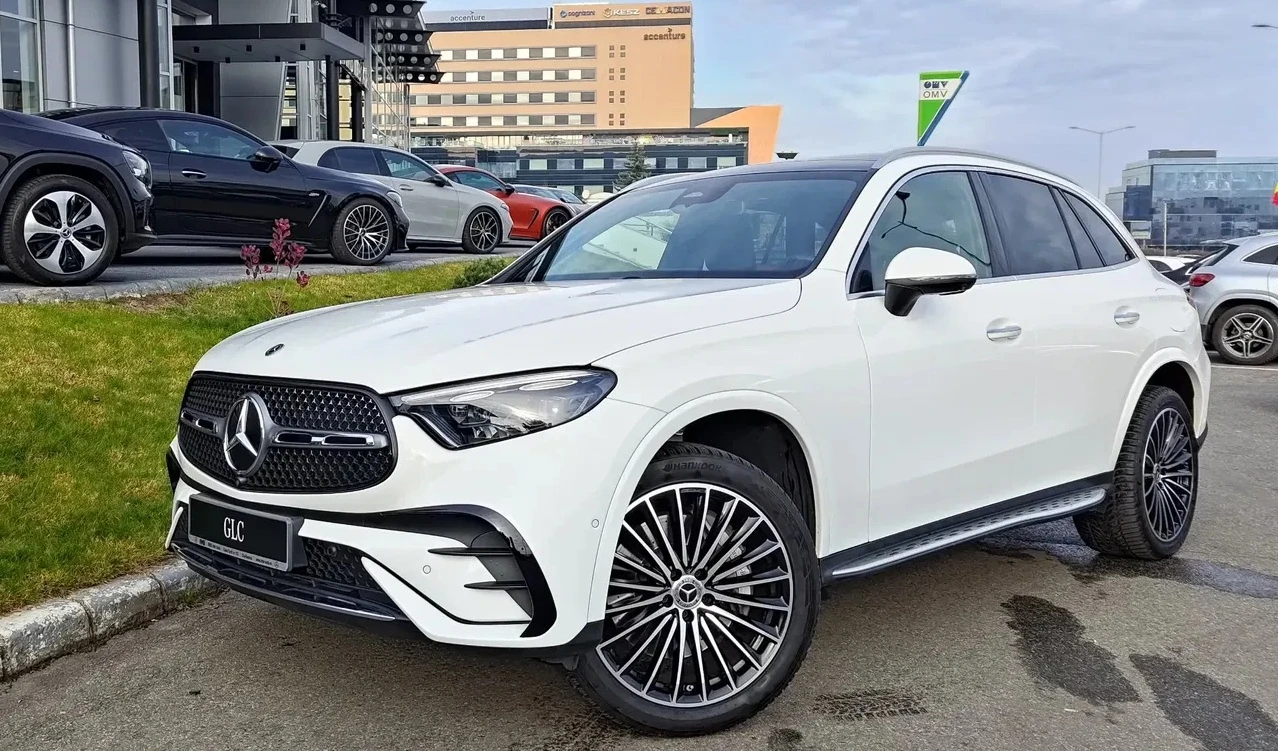 Mercedes-Benz GLC 300 e 4MATIC Off-Roader AMG-Line | Auto.bg — изображение 1 Mercedes-Benz GLC 300 e 4MATIC Off-Roader AMG-Line | Auto.bg — изображение 1