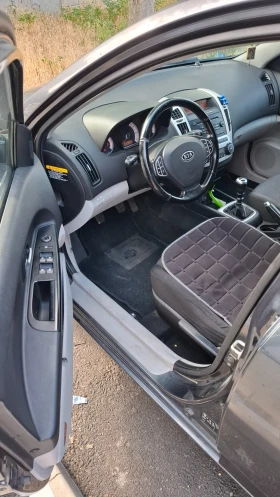 Kia Ceed 1.6crdi 115к.с. - 3500 € / 6845.40 лв. - 65659492 9 | Car24.bg Kia Ceed 1.6crdi 115к.с. - 3500 € / 6845.40 лв. - 65659492 9